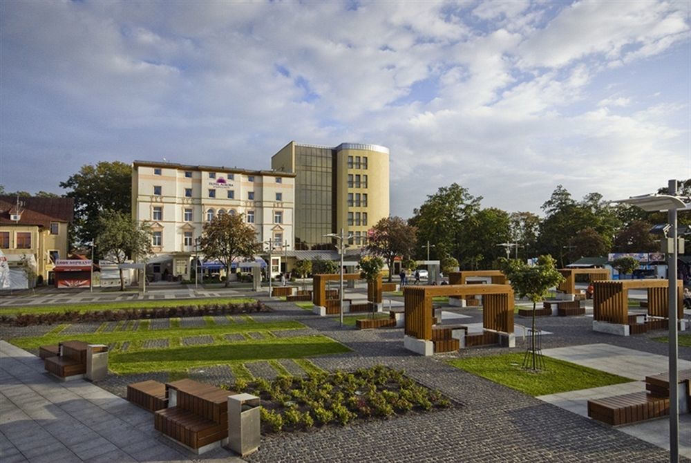 Hotel Aurora Family & Spa Miedzyzdroje Exterior photo